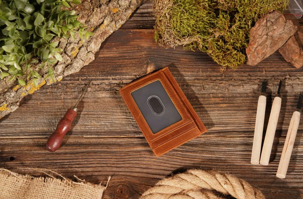 Leather Wallet with Magnet Clip- Brown