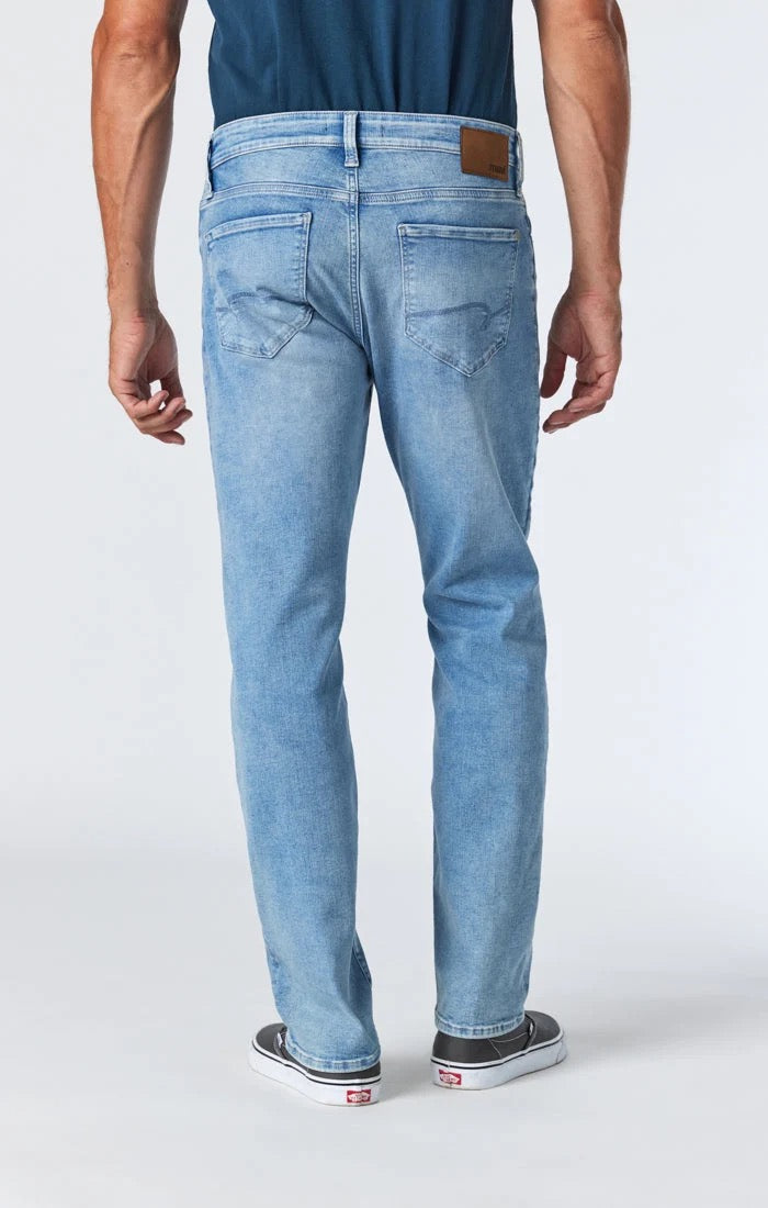Mavi Zach Straight Leg Jeans (Light Foggy Feather Blue)