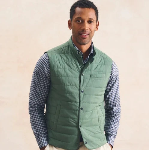 Johnnie-O Bauer Snap Front Quilted Vest (Kelp)