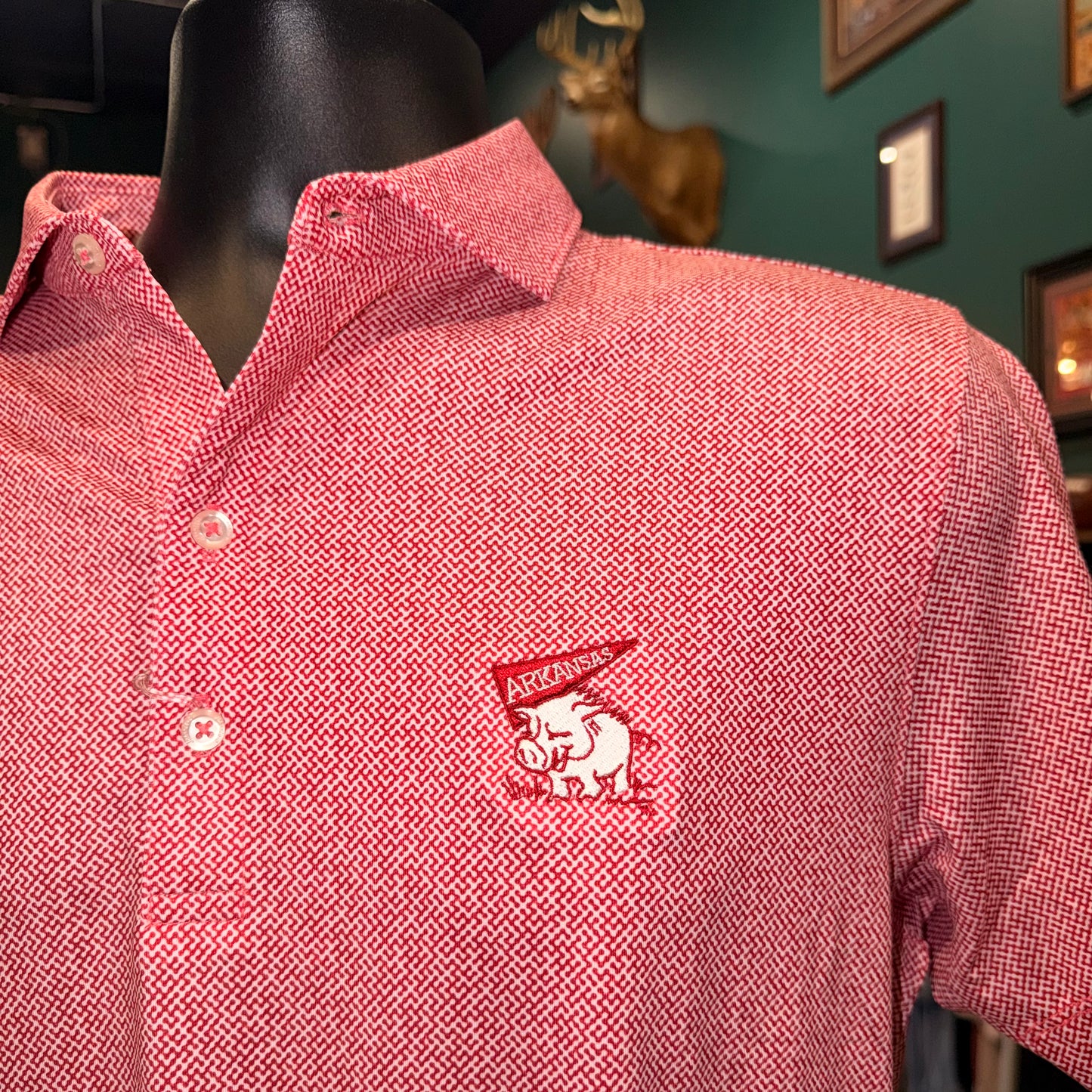 Johnnie-O Hinson Polo Arkansas “Hog w/ Flag” (Crimson)
