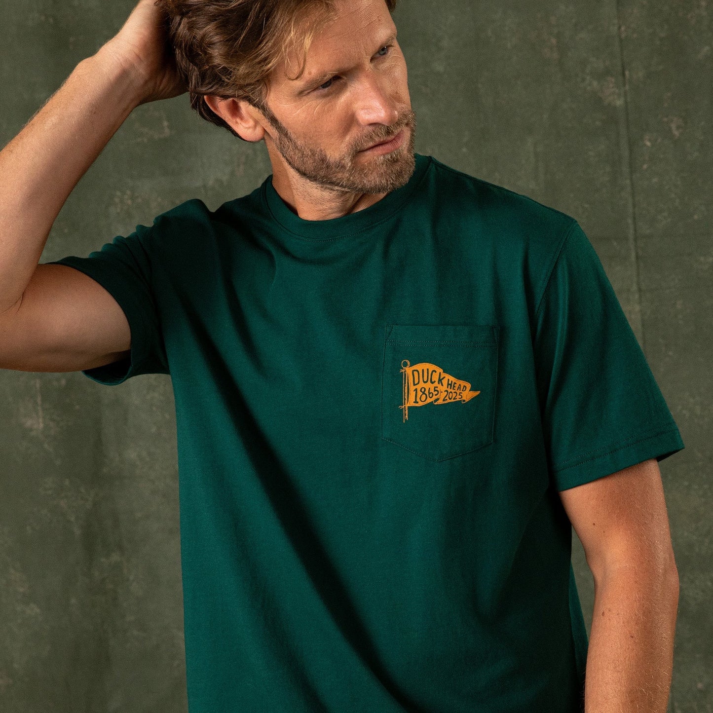 Duck Head 1865 Pennant Graphic T-Shirt (Forest Green)