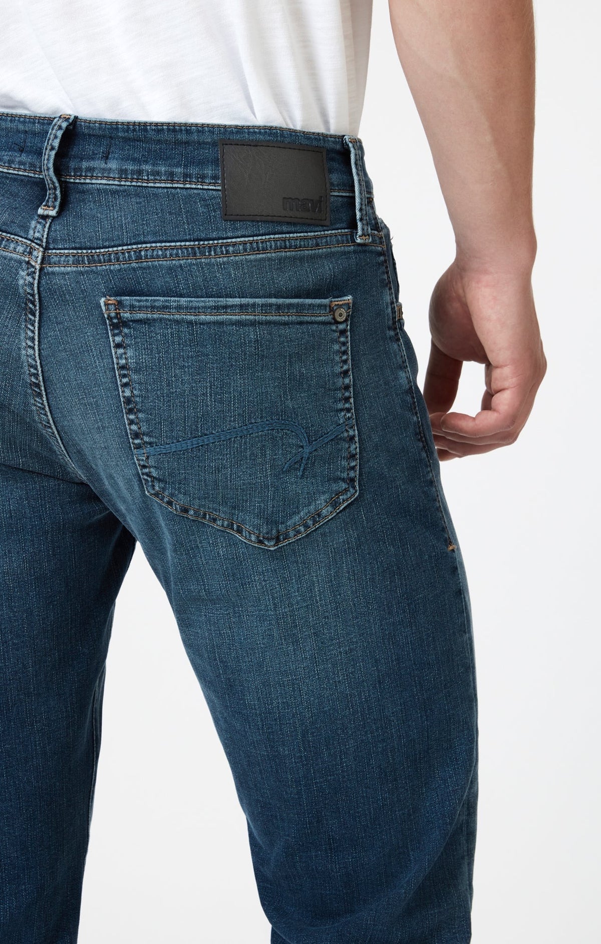 Mavi Josh Bootcut Jeans (Mid Brushed Organic Move)