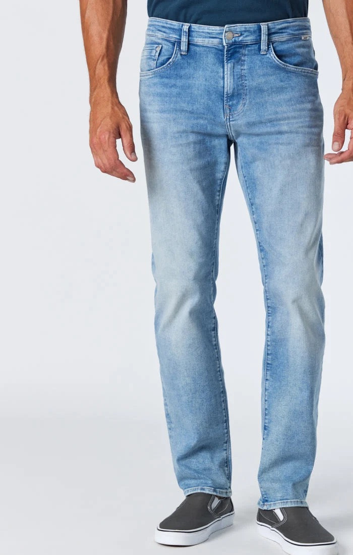 Mavi Zach Straight Leg Jeans (Light Foggy Feather Blue)